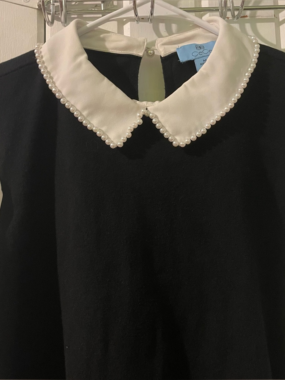 CeCe Black and White Collared Pearl Trim Blouse-medium EUC